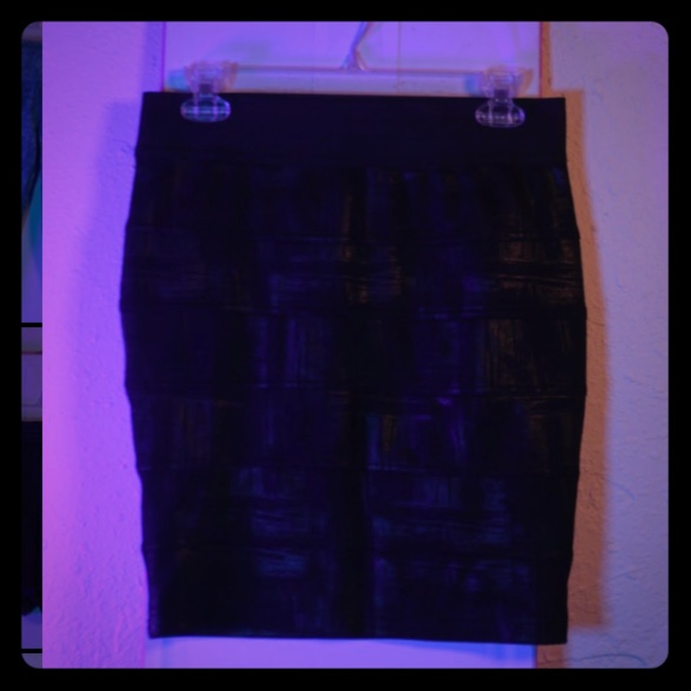 Black pencil skirt